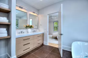 19 East Horseshoe Ln, Westport, CT 06880 - Photo 19