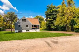 12 Darien Rd, New Fairfield, CT 06812 - Photo 3