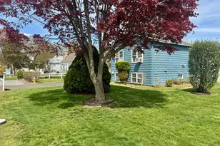 11 Hale St, Westport, CT 06880 - Photo 3