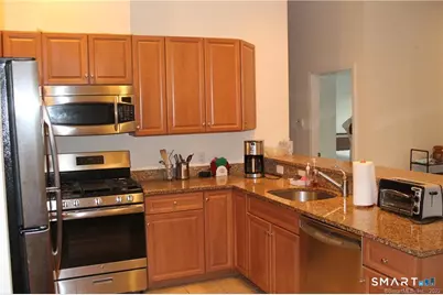 1 King Philip Drive #411, West Hartford, CT 06117 - Photo 9