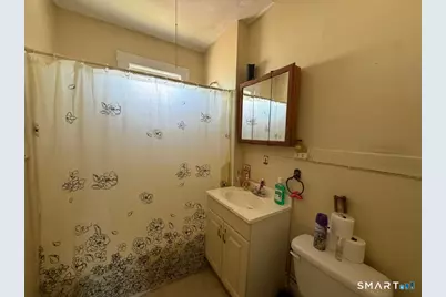 94-96 Hillside Avenue, Hartford, CT 06106 - Photo 7