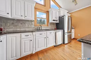 211 Cedar Mountain Rd, Thomaston, CT 06787 - Photo 7