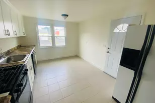 35 Harding Ave, Stratford, CT 06615 - Photo 3