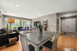 65 Henley Way, West Hartford, CT 06117 - Photo 11