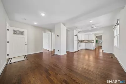 10 Wells Avenue #A, Stamford, CT 06902 - Photo 3
