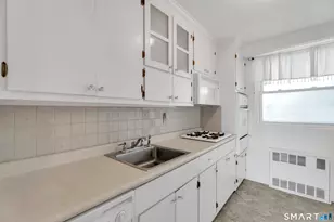 91 Strawberry Hill Ave, Stamford, CT 06902 - Photo 5