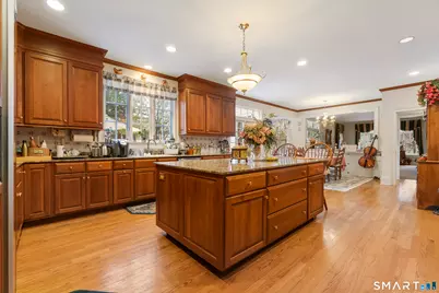 9 Perkins Road, Woodbridge, CT 06525 - Photo 11