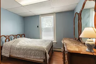 34 Queen St, Meriden, CT 06451 - Photo 15