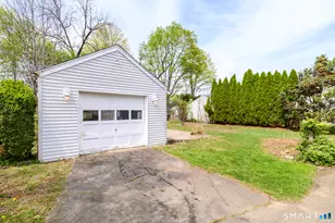 37 Harriet St, Norwalk, CT 06851 - Photo 25