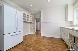37 Harriet St, Norwalk, CT 06851 - Photo 11