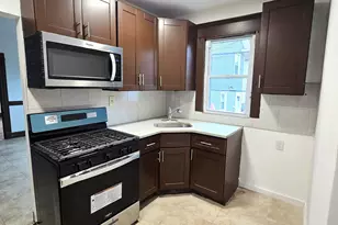 203 Cooke St, Waterbury, CT 06710 - Photo 1