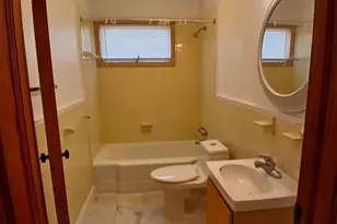 16 Church St, East Haven, CT 06512 - Photo 7