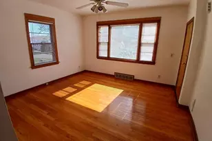 16 Church St, East Haven, CT 06512 - Photo 11