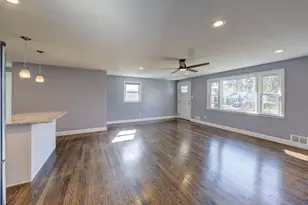 7 Hillscrest Rd, Plainville, CT 06062 - Photo 9