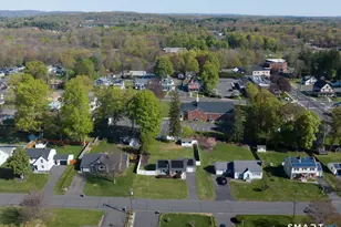 7 Hillscrest Rd, Plainville, CT 06062 - Photo 37