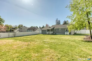 7 Hillscrest Rd, Plainville, CT 06062 - Photo 33