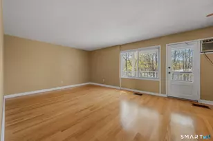 280 Gardner Ave, New London, CT 06320 - Photo 17