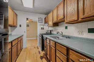 280 Gardner Ave, New London, CT 06320 - Photo 9
