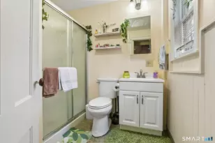 18 Cottage St, New Haven, CT 06511 - Photo 7
