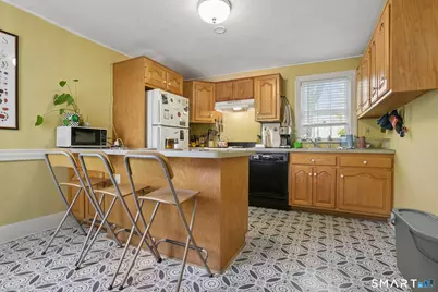 18 Cottage Street, New Haven, CT 06511 - Photo 5