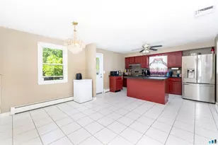 118 Norton St, Waterbury, CT 06708 - Photo 5