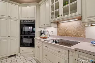3 Joseph's Ln, Brookfield, CT 06804 - Photo 7
