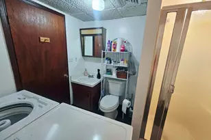 44 Forster St, Hartford, CT 06106 - Photo 17