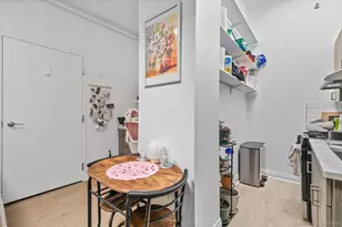 19 Whitney Ave, New Haven, CT 06510 - Photo 7