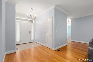 27 Mulberry Lane, Manchester, CT 06040 - Photo 3