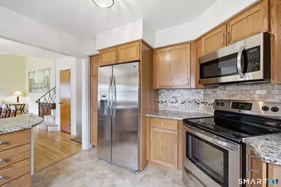 42 Cardinal Drive, East Hartford, CT 06118 - Photo 9