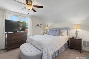 36 Cottage Pl, Stratford, CT 06614 - Photo 9