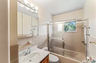10 Brookwood Dr, Bethel, CT 06801 - Photo 11