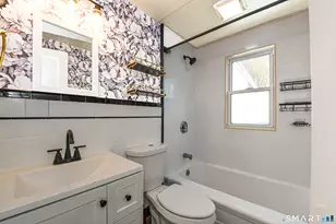 146 Warsaw St, Fairfield, CT 06825 - Photo 9