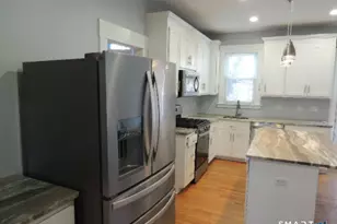 1546 Whitney Ave, Hamden, CT 06517 - Photo 17