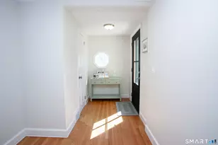 71 Riggs Ave, West Hartford, CT 06107 - Photo 3