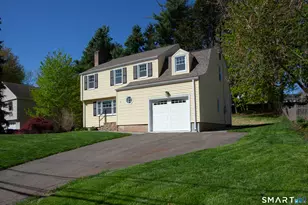 71 Riggs Ave, West Hartford, CT 06107 - Photo 33