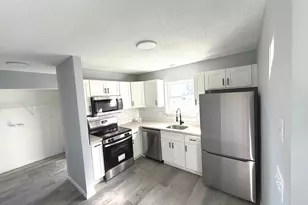 226 Laurel St, East Haven, CT 06512 - Photo 13