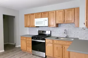 858 Hope St, Stamford, CT 06907 - Photo 9