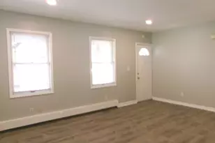 858 Hope St, Stamford, CT 06907 - Photo 7
