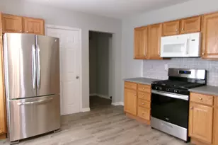 858 Hope St, Stamford, CT 06907 - Photo 11