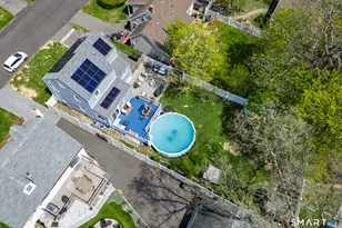 19 Burwood Ave, Stamford, CT 06902 - Photo 3