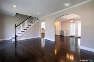 19 Burwood Ave, Stamford, CT 06902 - Photo 7