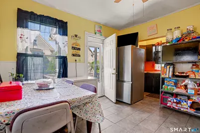 527 Colorado Avenue, Bridgeport, CT 06605 - Photo 7