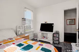 527 Colorado Ave, Bridgeport, CT 06605 - Photo 15