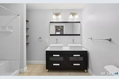 461 Bank Street #302, New London, CT 06320 - Photo 23