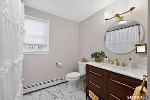 22 Robidoux Dr, Plainville, CT 06062 - Photo 9