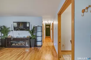 81 Dodd Ave, Bridgeport, CT 06606 - Photo 9
