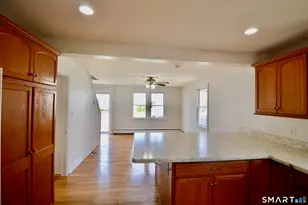 314 Knowlton St, Stratford, CT 06615 - Photo 5