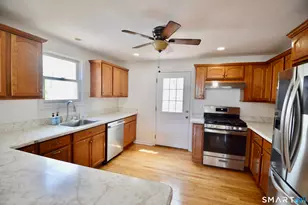 314 Knowlton St, Stratford, CT 06615 - Photo 7