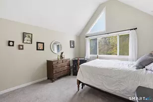 2 Rivermead, Avon, CT 06001 - Photo 27